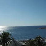 Riviera Hotel 3*