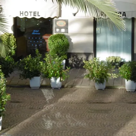 Riviera Hotel