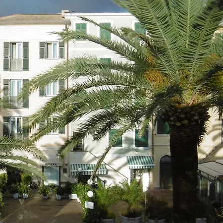 Riviera 3*