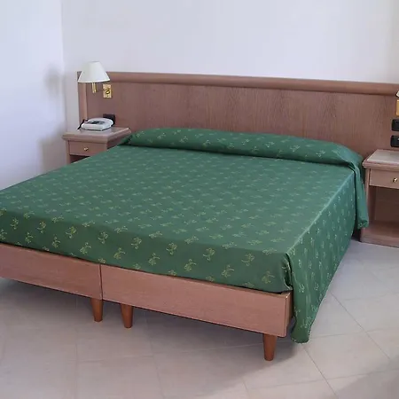 Riviera 3*