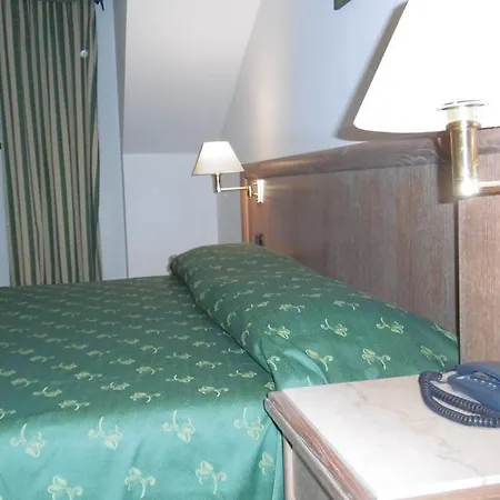 Hotel Riviera 3*